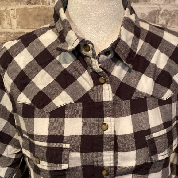JACHS Girlfriend Buffalo plaid flannel shirt. Size M. Black/white check. - Picture 4 of 16